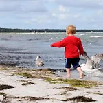 Bernsteinwind An Der Seebrücke * Ostseeheilbad Zingst